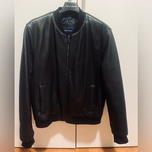 NEW, Never Worn Luxurious Cole Haan Men’s Black Leather Zip Up Jacket